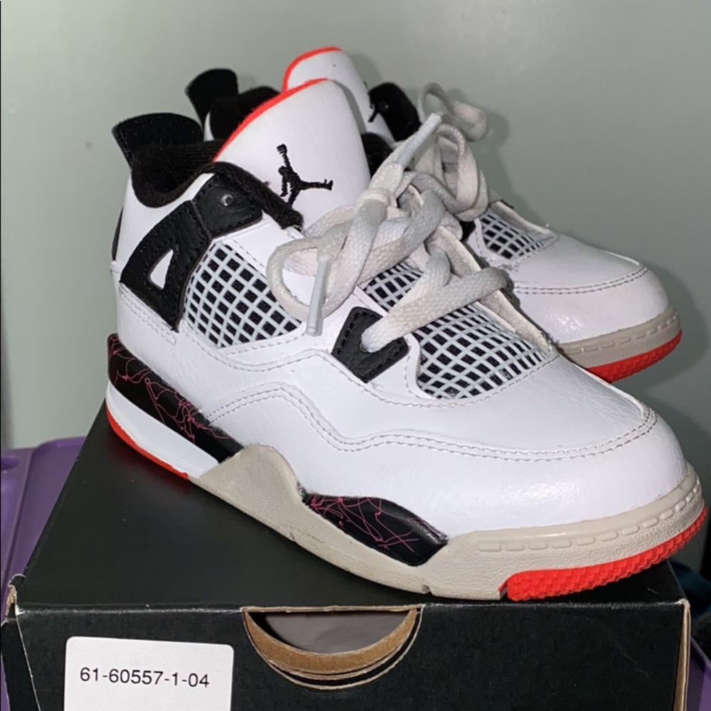 Jordan retro 4